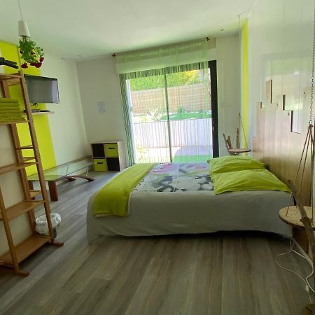 משר-סור-ג'ירונדה Chambre D'Hote Le Dauphin מראה חיצוני תמונה